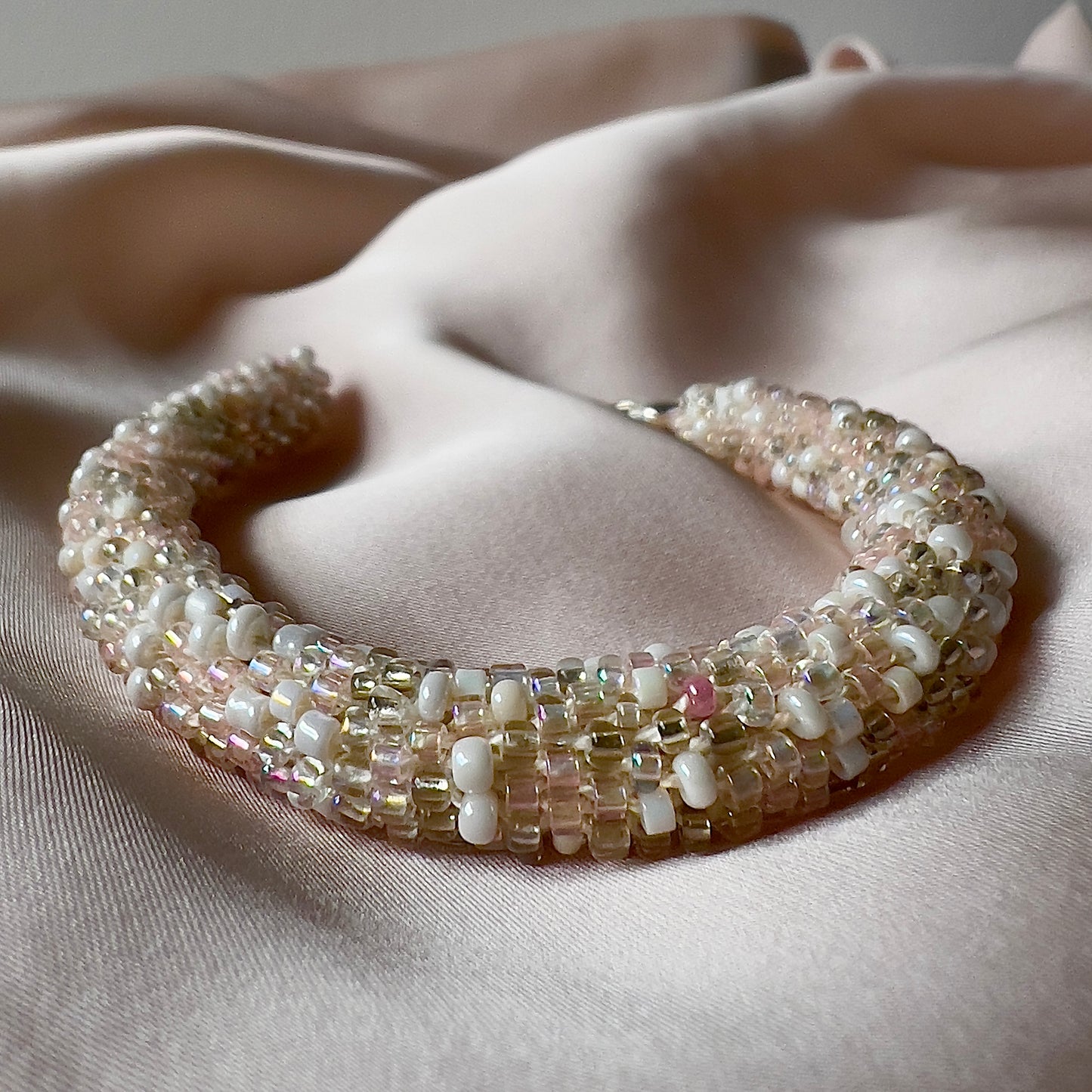 Bead Rope Bracelet – Pink & Pearl