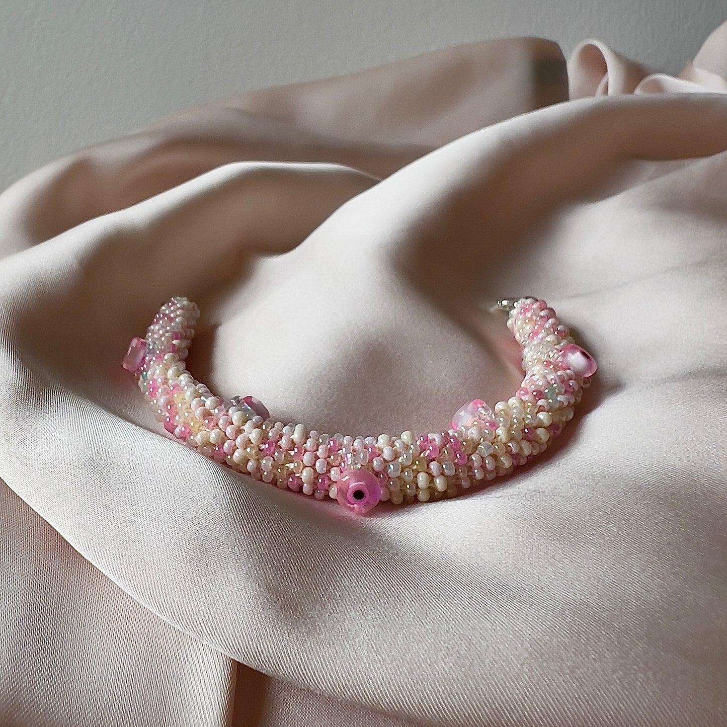 Bead Rope Bracelet – Pink & Pearl Protection